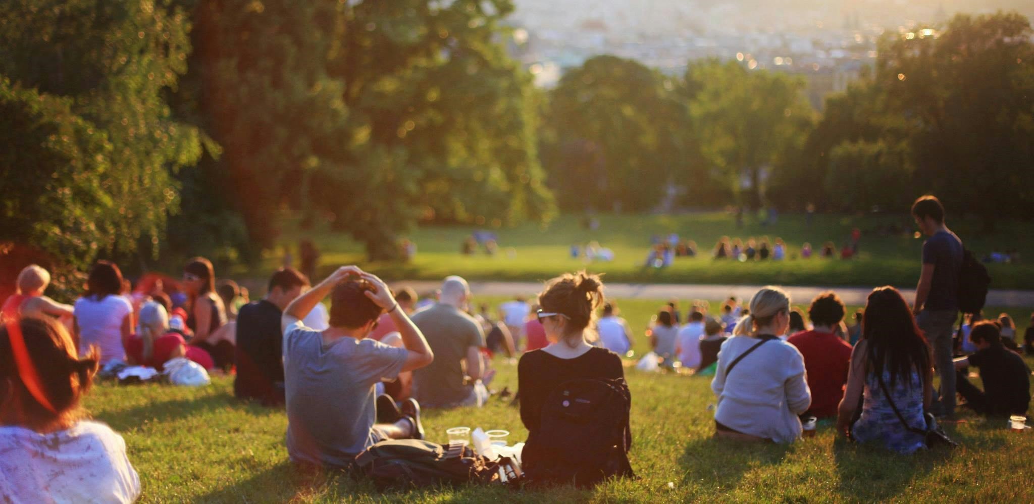 people in hyde park | hotels near hyde park