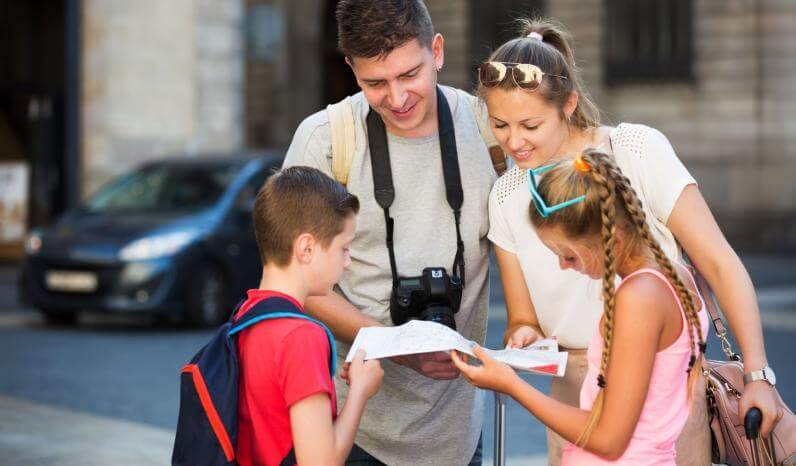 Family exploring London