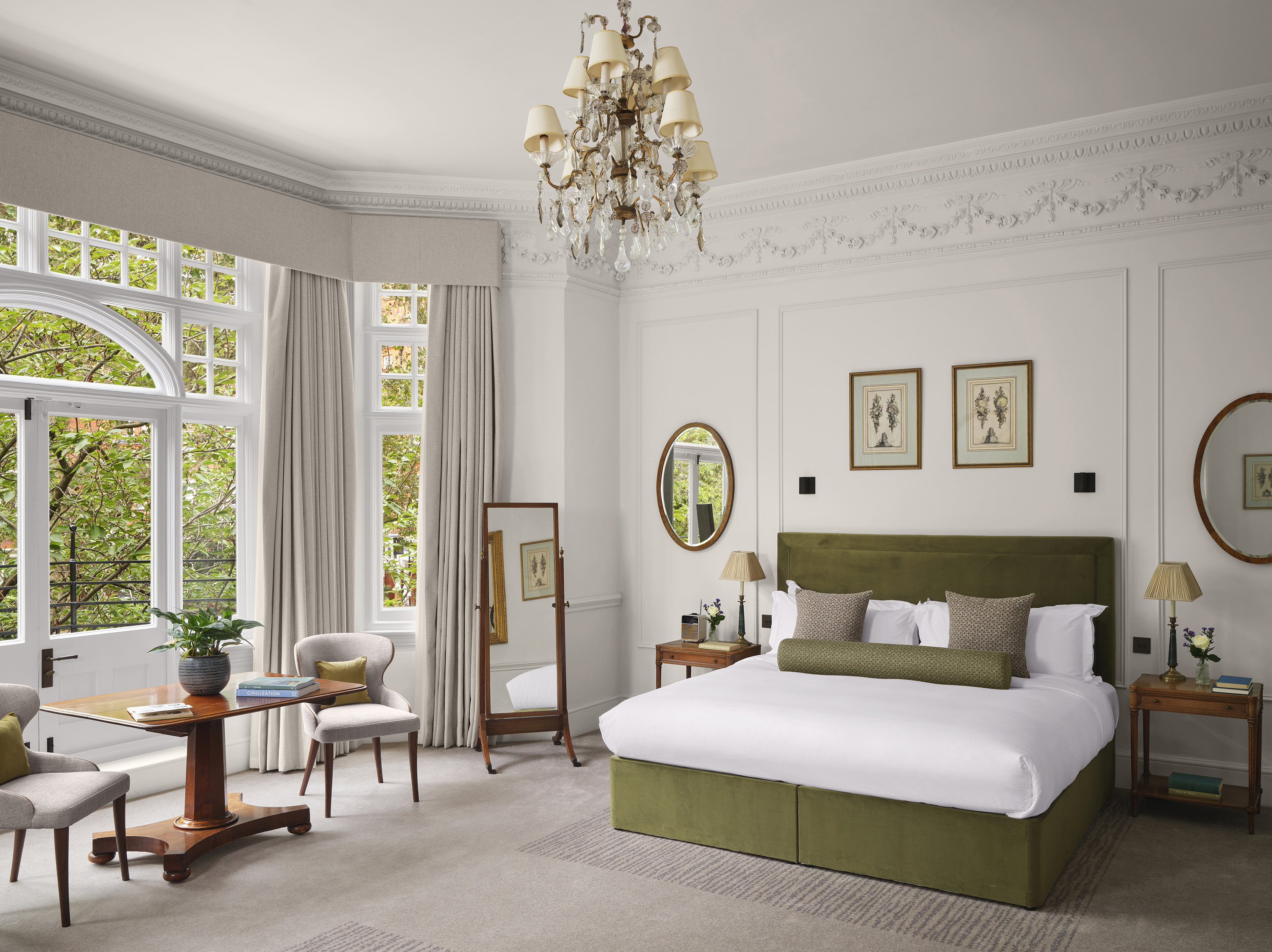 Luxury Suites With Garden, Chelsea | The Chelsea Townhouse